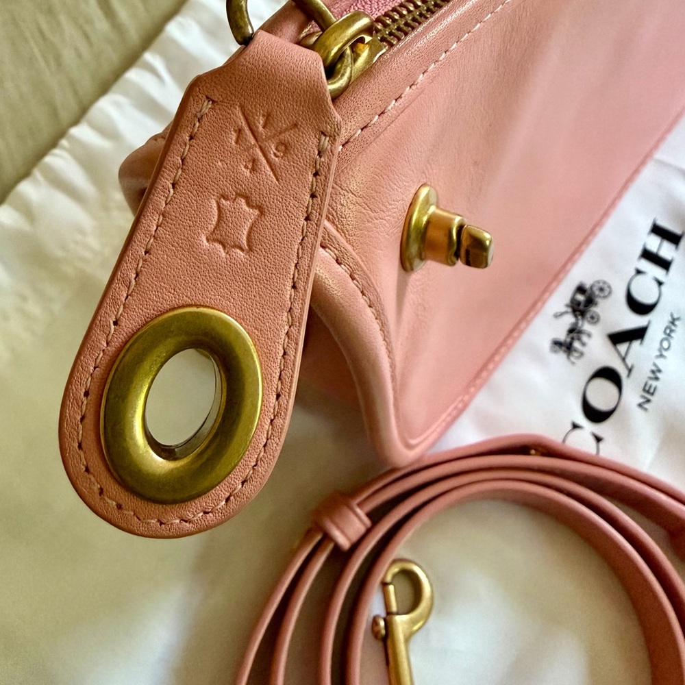 SOLD — Coach Swinger Leather Shoulder Bag in Candy Pink - Picture 5 of 10